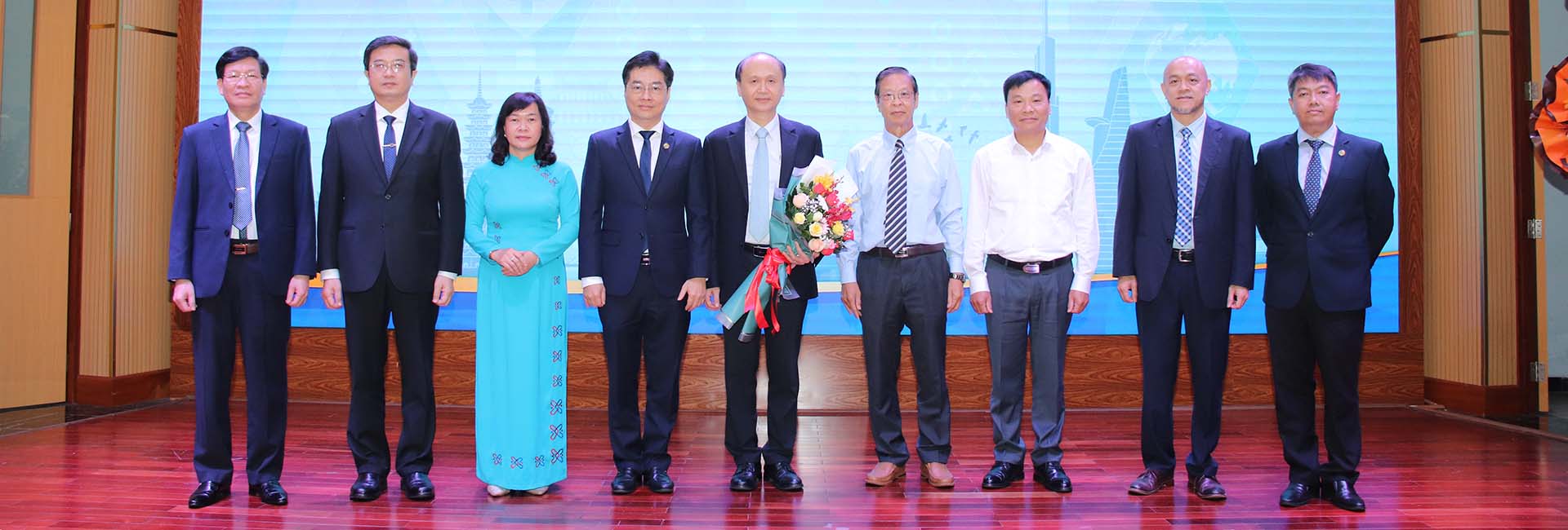 Ban thường vụ